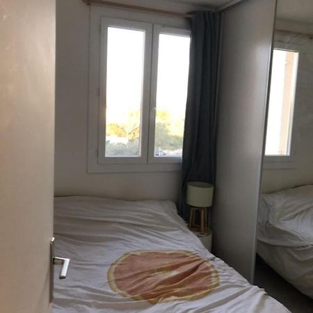 Vacances A Frejus Avec Piscine Apartamento Exterior foto