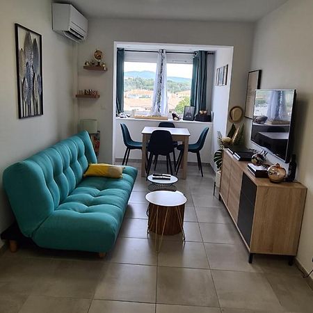 Vacances A Frejus Avec Piscine Apartamento Exterior foto